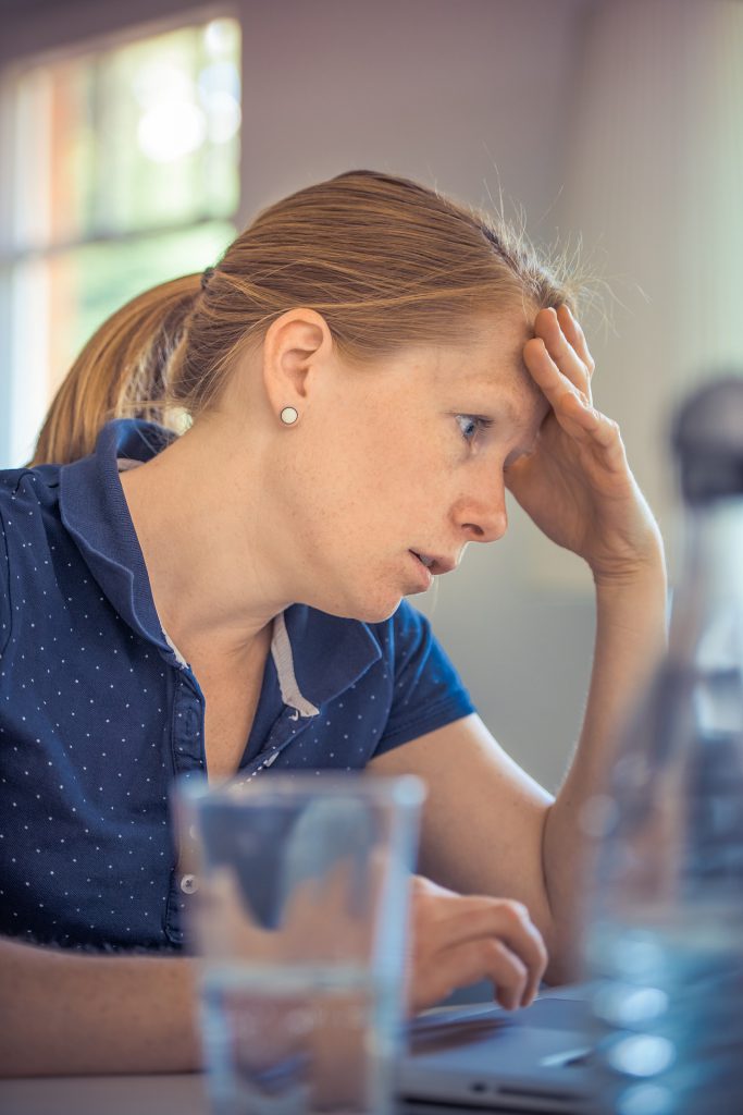 Vier manieren hoe jij als jeugdprofessional kunt voorkomen dat het te veel wordt